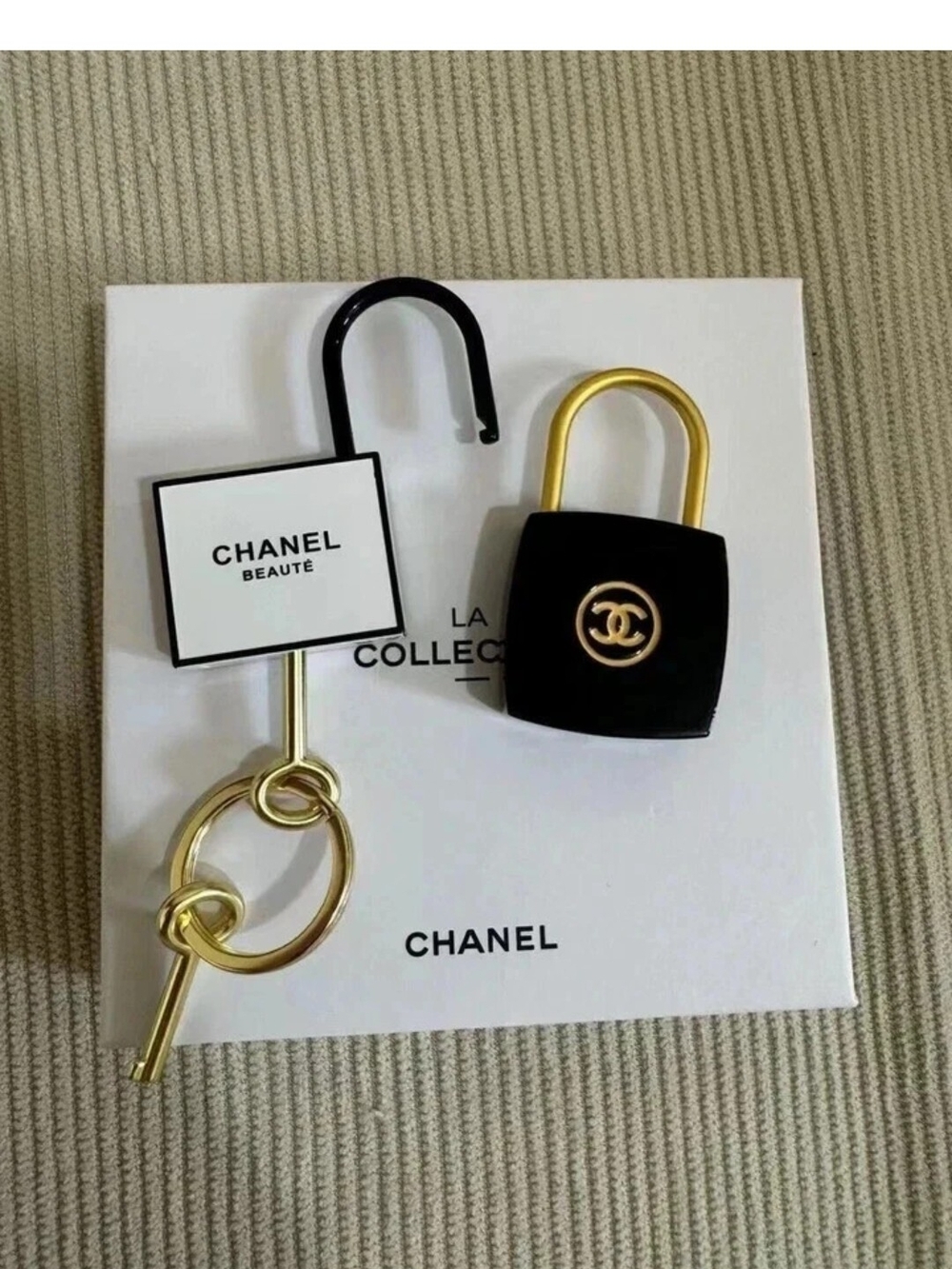 New CHANEL Black & Gold Padlocks With Keys Charm Set